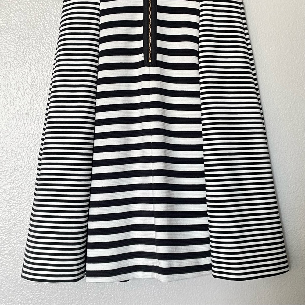 NWT Banana Republic Knit Short Sleeve Faille Black/White Striped Dress Size 2 - Picture 8 of 10